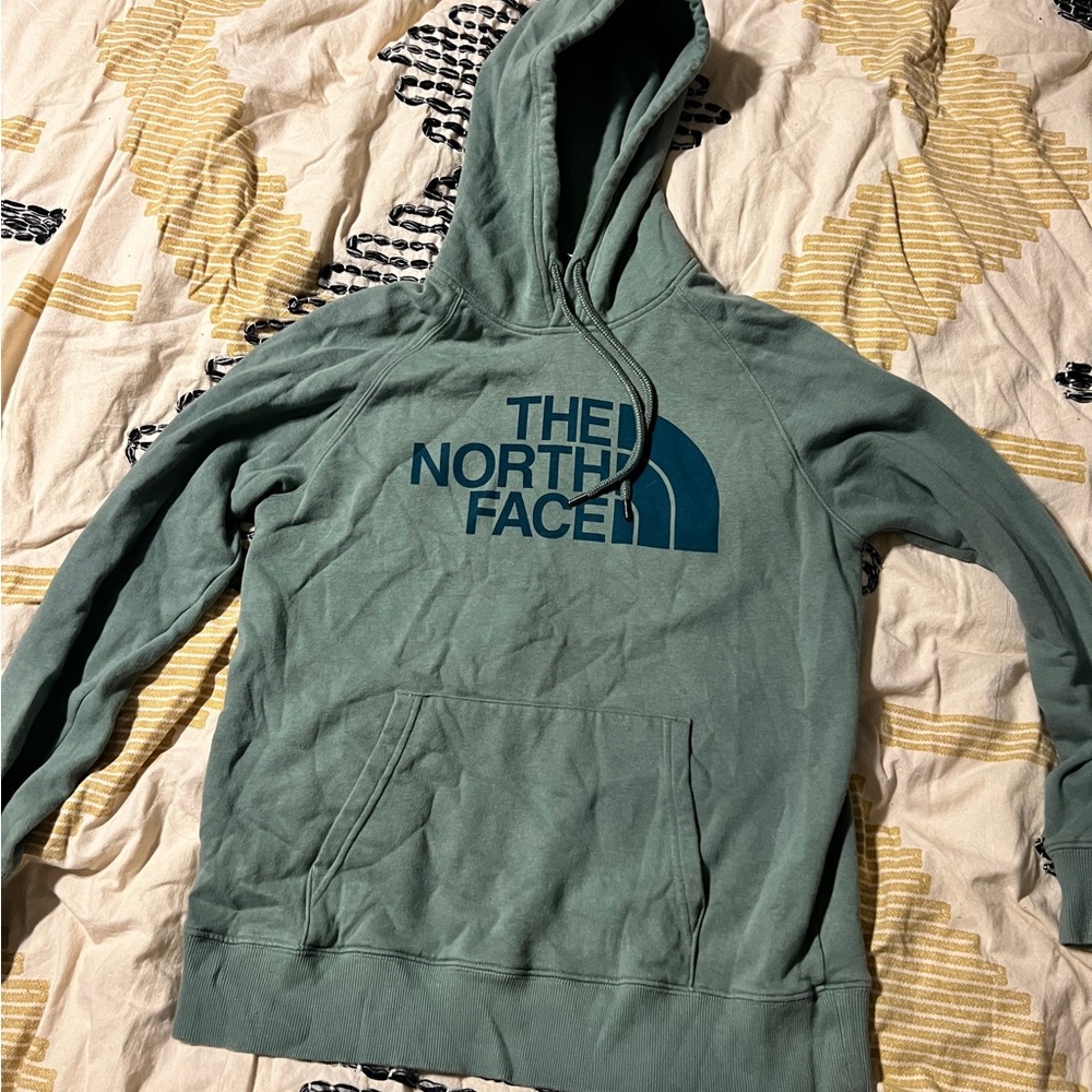 The North Face Womens ~Medium-Sage Green Hoodie Pullover